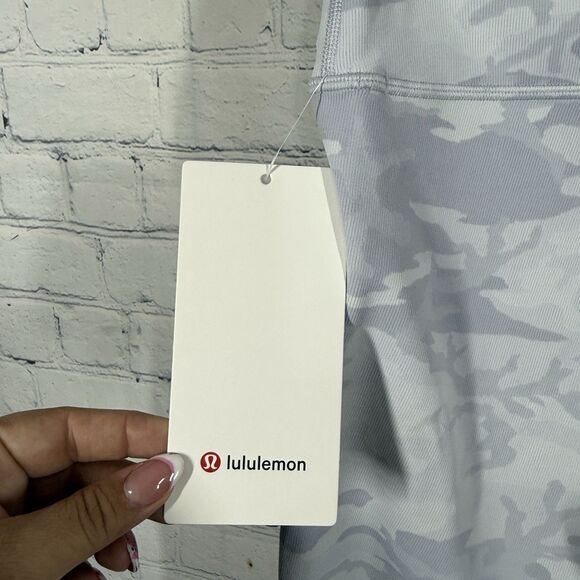 Lululemon Wunder Under Ribbed Biker Shorts Women Size 12 White Grey Camo Gym - Picture 7 of 11
